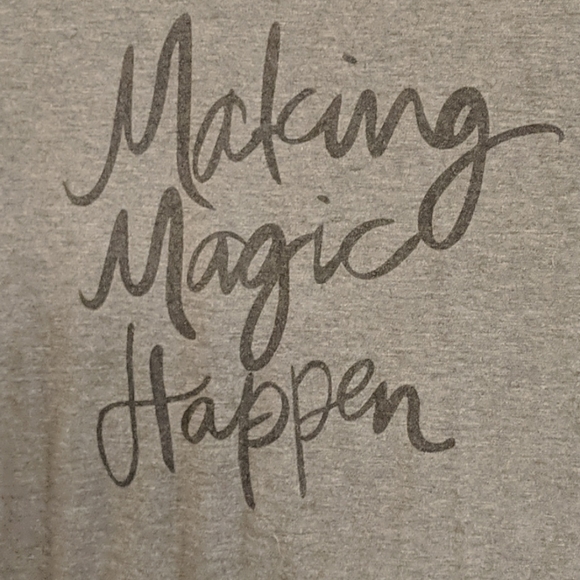 Trendy t-shirt - Picture 2 of 4